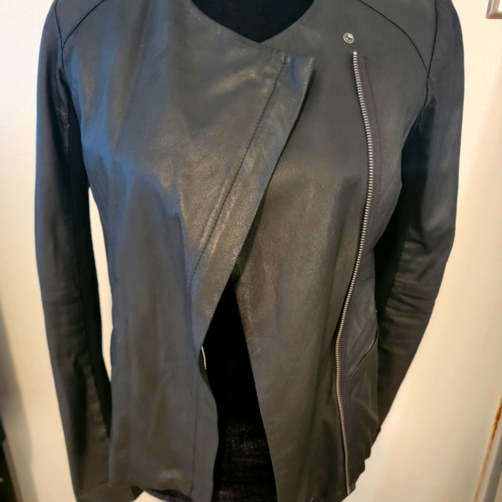 Veda leather jacket
